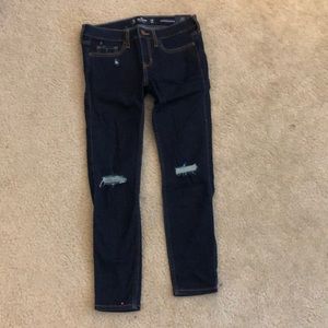 NEW WITH TAGS! Hollister Cropped Skinny Jeans